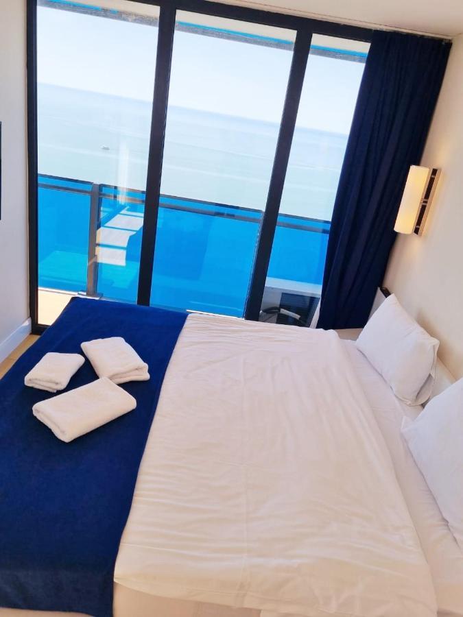 D Block Of New Luxurious Orbi City Batumi Eksteriør billede